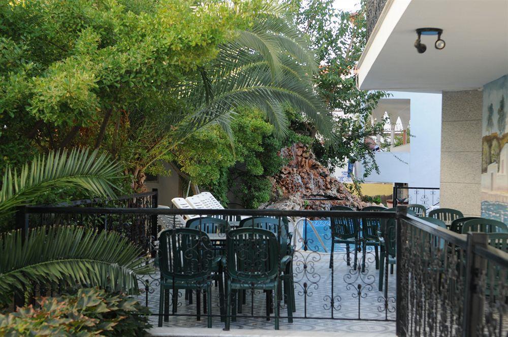 Pegasus Hotel Ханиоти Экстерьер фото