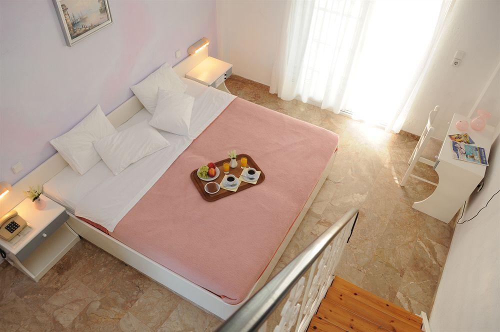 Pegasus Hotel Ханиоти Экстерьер фото